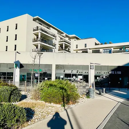 T2 Recent 45m2, Parking Inclus, Clim