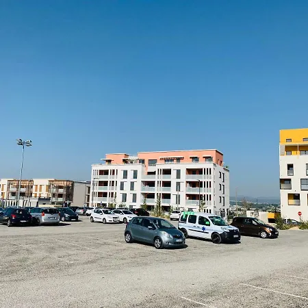 Apartamento T2 Recent 45m2, Parking Inclus, Clim Aix-en-Provence